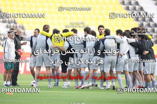 1291261, Doha, , مسابقات فوتبال جام ملت های آسیا 2011 قطر, Iran National Football Team Training Session on 2011/01/14 at Sports City Stadium