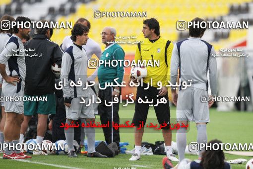 1291336, Doha, , مسابقات فوتبال جام ملت های آسیا 2011 قطر, Iran National Football Team Training Session on 2011/01/14 at Sports City Stadium