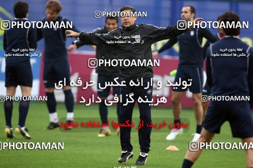 1292447, Doha, , مسابقات فوتبال جام ملت های آسیا 2011 قطر, Iran National Football Team Training Session on 2011/01/21 at Sports City Stadium
