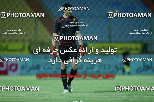 1294537, Abadan, , لیگ برتر فوتبال ایران، Persian Gulf Cup، Week 9، First Leg، Sanat Naft Abadan 2 v 1 Tractor Sazi on 2018/10/20 at Takhti Stadium Abadan