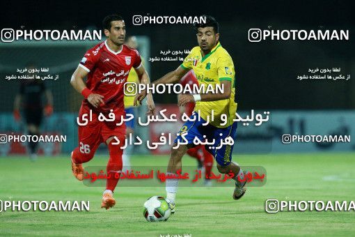 1294698, Abadan, , لیگ برتر فوتبال ایران، Persian Gulf Cup، Week 9، First Leg، Sanat Naft Abadan 2 v 1 Tractor Sazi on 2018/10/20 at Takhti Stadium Abadan