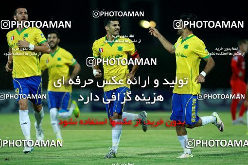1294752, Abadan, , لیگ برتر فوتبال ایران، Persian Gulf Cup، Week 9، First Leg، Sanat Naft Abadan 2 v 1 Tractor Sazi on 2018/10/20 at Takhti Stadium Abadan