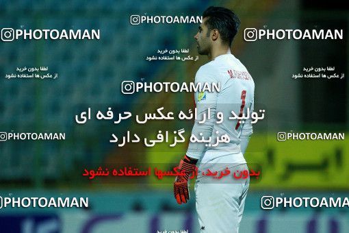 1294659, Abadan, , لیگ برتر فوتبال ایران، Persian Gulf Cup، Week 9، First Leg، Sanat Naft Abadan 2 v 1 Tractor Sazi on 2018/10/20 at Takhti Stadium Abadan