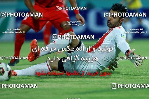 1294751, Abadan, , لیگ برتر فوتبال ایران، Persian Gulf Cup، Week 9، First Leg، Sanat Naft Abadan 2 v 1 Tractor Sazi on 2018/10/20 at Takhti Stadium Abadan