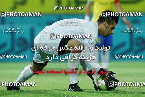1294699, Abadan, , لیگ برتر فوتبال ایران، Persian Gulf Cup، Week 9، First Leg، Sanat Naft Abadan 2 v 1 Tractor Sazi on 2018/10/20 at Takhti Stadium Abadan