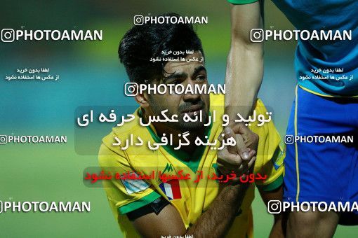 1294749, Abadan, , لیگ برتر فوتبال ایران، Persian Gulf Cup، Week 9، First Leg، Sanat Naft Abadan 2 v 1 Tractor Sazi on 2018/10/20 at Takhti Stadium Abadan