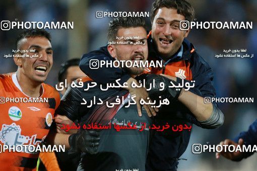 1295465, Tehran, , جام حذفی فوتبال ایران, Eighth final, Khorramshahr Cup, Esteghlal (3) 2 v 2 (5) Saipa on 2018/11/01 at Azadi Stadium