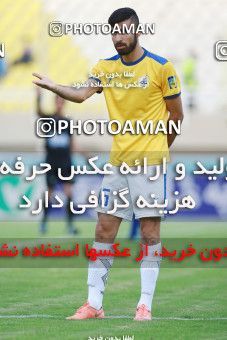 1304576, Ahvaz, , لیگ برتر فوتبال ایران، Persian Gulf Cup، Week 11، First Leg، Esteghlal Khouzestan 1 v 2 Naft M Soleyman on 2018/11/02 at Ahvaz Ghadir Stadium