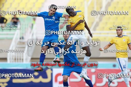 1304868, Ahvaz, , لیگ برتر فوتبال ایران، Persian Gulf Cup، Week 11، First Leg، Esteghlal Khouzestan 1 v 2 Naft M Soleyman on 2018/11/02 at Ahvaz Ghadir Stadium