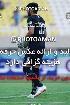1304809, Ahvaz, , لیگ برتر فوتبال ایران، Persian Gulf Cup، Week 11، First Leg، Esteghlal Khouzestan 1 v 2 Naft M Soleyman on 2018/11/02 at Ahvaz Ghadir Stadium