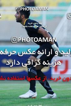 1304836, Ahvaz, , لیگ برتر فوتبال ایران، Persian Gulf Cup، Week 11، First Leg، Esteghlal Khouzestan 1 v 2 Naft M Soleyman on 2018/11/02 at Ahvaz Ghadir Stadium