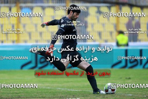 1308887, Masjed Soleyman, , لیگ برتر فوتبال ایران، Persian Gulf Cup، Week 12، First Leg، Naft M Soleyman 1 v 1 Sanat Naft Abadan on 2018/11/11 at Behnam Mohammadi Stadium