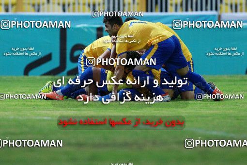 1308811, Masjed Soleyman, , لیگ برتر فوتبال ایران، Persian Gulf Cup، Week 12، First Leg، Naft M Soleyman 1 v 1 Sanat Naft Abadan on 2018/11/11 at Behnam Mohammadi Stadium
