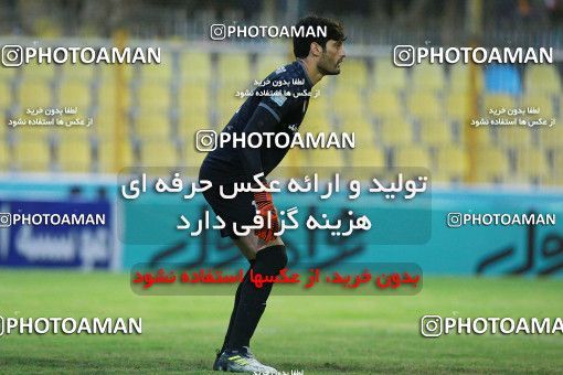 1308894, Masjed Soleyman, , لیگ برتر فوتبال ایران، Persian Gulf Cup، Week 12، First Leg، Naft M Soleyman 1 v 1 Sanat Naft Abadan on 2018/11/11 at Behnam Mohammadi Stadium