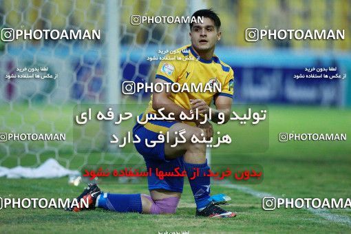 1308827, Masjed Soleyman, , لیگ برتر فوتبال ایران، Persian Gulf Cup، Week 12، First Leg، Naft M Soleyman 1 v 1 Sanat Naft Abadan on 2018/11/11 at Behnam Mohammadi Stadium