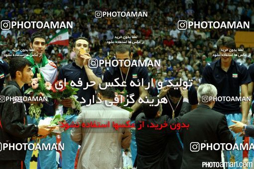 197717, فینال  مسابقات والیبال قهرمانی مردان آسیا 2011، ، تهران، سالن دوازده هزار نفری ورزشگاه آزادی، 1390/07/07، ایران ۳ -  چین ۱
