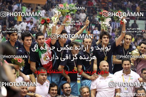 197868, فینال  مسابقات والیبال قهرمانی مردان آسیا 2011، ، تهران، سالن دوازده هزار نفری ورزشگاه آزادی، 1390/07/07، ایران ۳ -  چین ۱