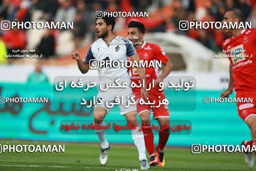 1315249, Tehran, Iran, لیگ برتر فوتبال ایران، Persian Gulf Cup، Week 9، First Leg، Persepolis 2 v 1 Paykan on 2018/11/19 at Azadi Stadium