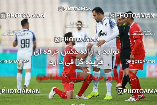 1315254, Tehran, Iran, لیگ برتر فوتبال ایران، Persian Gulf Cup، Week 9، First Leg، Persepolis 2 v 1 Paykan on 2018/11/19 at Azadi Stadium