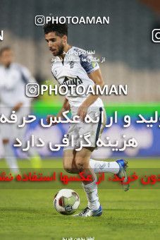 1315402, Tehran, Iran, لیگ برتر فوتبال ایران، Persian Gulf Cup، Week 9، First Leg، Persepolis 2 v 1 Paykan on 2018/11/19 at Azadi Stadium