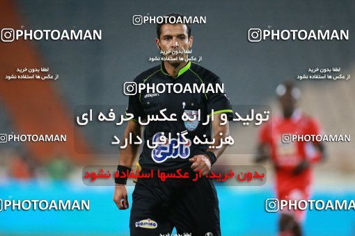 1315335, Tehran, Iran, لیگ برتر فوتبال ایران، Persian Gulf Cup، Week 9، First Leg، Persepolis 2 v 1 Paykan on 2018/11/19 at Azadi Stadium