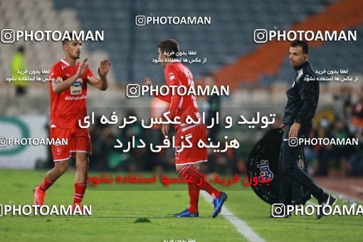 1315371, Tehran, Iran, لیگ برتر فوتبال ایران، Persian Gulf Cup، Week 9، First Leg، Persepolis 2 v 1 Paykan on 2018/11/19 at Azadi Stadium