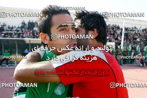 1319439, Hamedan, Iran, لیگ برتر فوتبال ایران، Persian Gulf Cup، Week 19، Second Leg، PAS Hamedan F.C. 0 v 3 Persepolis on 2008/12/13 at Shahid Mofatteh Stadium