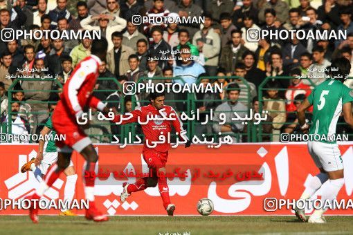 1319397, Hamedan, Iran, لیگ برتر فوتبال ایران، Persian Gulf Cup، Week 19، Second Leg، PAS Hamedan F.C. 0 v 3 Persepolis on 2008/12/13 at Shahid Mofatteh Stadium