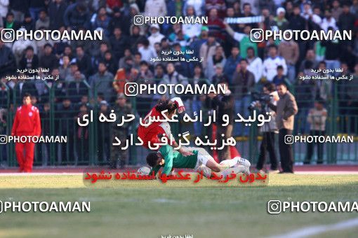 1319384, Hamedan, Iran, لیگ برتر فوتبال ایران، Persian Gulf Cup، Week 19، Second Leg، PAS Hamedan F.C. 0 v 3 Persepolis on 2008/12/13 at Shahid Mofatteh Stadium
