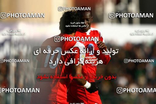1319402, Hamedan, Iran, لیگ برتر فوتبال ایران، Persian Gulf Cup، Week 19، Second Leg، PAS Hamedan F.C. 0 v 3 Persepolis on 2008/12/13 at Shahid Mofatteh Stadium