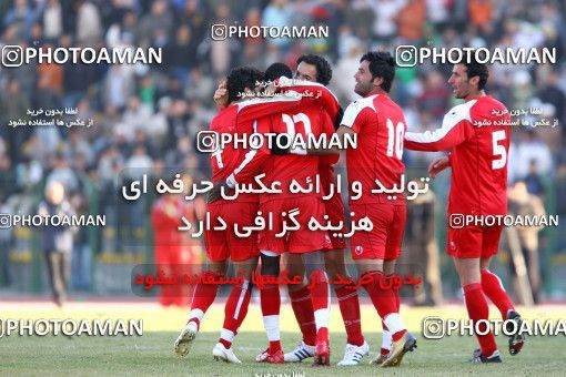 1319468, Hamedan, Iran, لیگ برتر فوتبال ایران، Persian Gulf Cup، Week 19، Second Leg، PAS Hamedan F.C. 0 v 3 Persepolis on 2008/12/13 at Shahid Mofatteh Stadium