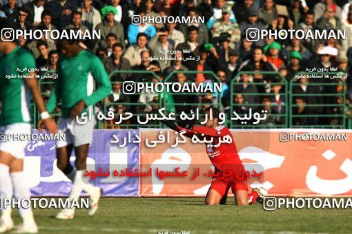 1319255, Hamedan, Iran, لیگ برتر فوتبال ایران، Persian Gulf Cup، Week 19، Second Leg، PAS Hamedan F.C. 0 v 3 Persepolis on 2008/12/13 at Shahid Mofatteh Stadium