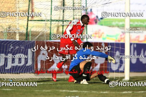 1319237, Hamedan, Iran, لیگ برتر فوتبال ایران، Persian Gulf Cup، Week 19، Second Leg، PAS Hamedan F.C. 0 v 3 Persepolis on 2008/12/13 at Shahid Mofatteh Stadium