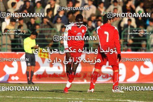 1319449, Hamedan, Iran, لیگ برتر فوتبال ایران، Persian Gulf Cup، Week 19، Second Leg، PAS Hamedan F.C. 0 v 3 Persepolis on 2008/12/13 at Shahid Mofatteh Stadium