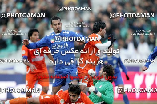 1317110, Tehran, Iran, لیگ برتر فوتبال ایران، Persian Gulf Cup، Week 21، Second Leg، Esteghlal 2 v 1 Mes Kerman on 2009/01/03 at Azadi Stadium