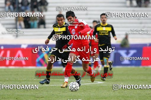 1318725, Tehran, , لیگ برتر فوتبال ایران، Persian Gulf Cup، Week 22، Second Leg، Persepolis 1 v 0 Foulad Khouzestan on 2009/01/16 at Azadi Stadium