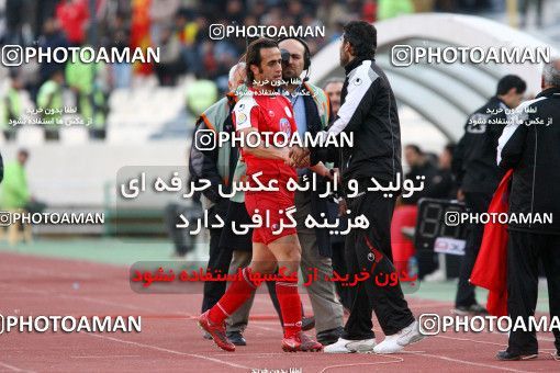 1318805, Tehran, , لیگ برتر فوتبال ایران، Persian Gulf Cup، Week 22، Second Leg، Persepolis 1 v 0 Foulad Khouzestan on 2009/01/16 at Azadi Stadium