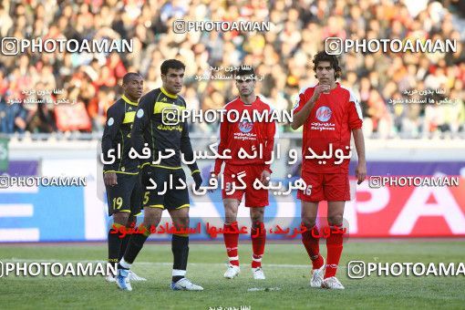1318714, Tehran, , لیگ برتر فوتبال ایران، Persian Gulf Cup، Week 22، Second Leg، Persepolis 1 v 0 Foulad Khouzestan on 2009/01/16 at Azadi Stadium