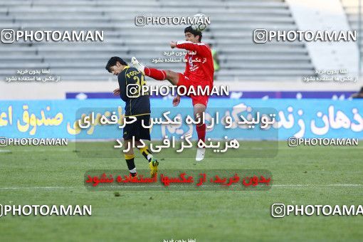 1318819, Tehran, , لیگ برتر فوتبال ایران، Persian Gulf Cup، Week 22، Second Leg، Persepolis 1 v 0 Foulad Khouzestan on 2009/01/16 at Azadi Stadium