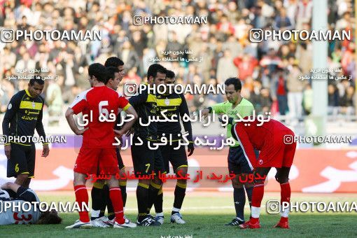 1318658, Tehran, , لیگ برتر فوتبال ایران، Persian Gulf Cup، Week 22، Second Leg، Persepolis 1 v 0 Foulad Khouzestan on 2009/01/16 at Azadi Stadium