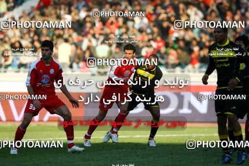 1318766, Tehran, , لیگ برتر فوتبال ایران، Persian Gulf Cup، Week 22، Second Leg، Persepolis 1 v 0 Foulad Khouzestan on 2009/01/16 at Azadi Stadium