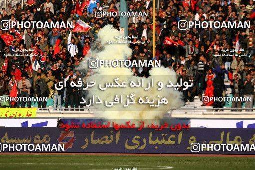 1318659, Tehran, , لیگ برتر فوتبال ایران، Persian Gulf Cup، Week 22، Second Leg، Persepolis 1 v 0 Foulad Khouzestan on 2009/01/16 at Azadi Stadium