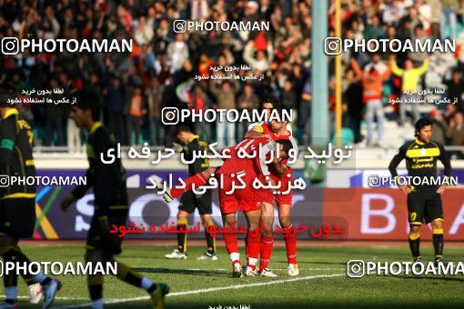 1318857, Tehran, , لیگ برتر فوتبال ایران، Persian Gulf Cup، Week 22، Second Leg، Persepolis 1 v 0 Foulad Khouzestan on 2009/01/16 at Azadi Stadium