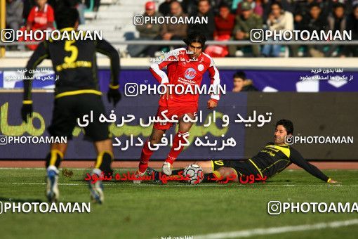 1318682, Tehran, , لیگ برتر فوتبال ایران، Persian Gulf Cup، Week 22، Second Leg، Persepolis 1 v 0 Foulad Khouzestan on 2009/01/16 at Azadi Stadium