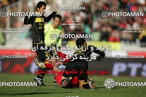 1317525, Tehran, , لیگ برتر فوتبال ایران، Persian Gulf Cup، Week 22، Second Leg، Persepolis 1 v 0 Foulad Khouzestan on 2009/01/16 at Azadi Stadium