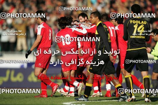 1317595, Tehran, , لیگ برتر فوتبال ایران، Persian Gulf Cup، Week 22، Second Leg، Persepolis 1 v 0 Foulad Khouzestan on 2009/01/16 at Azadi Stadium