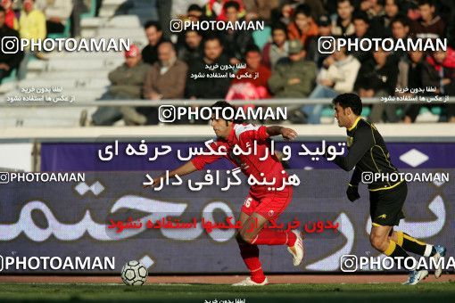 1317665, Tehran, , لیگ برتر فوتبال ایران، Persian Gulf Cup، Week 22، Second Leg، Persepolis 1 v 0 Foulad Khouzestan on 2009/01/16 at Azadi Stadium