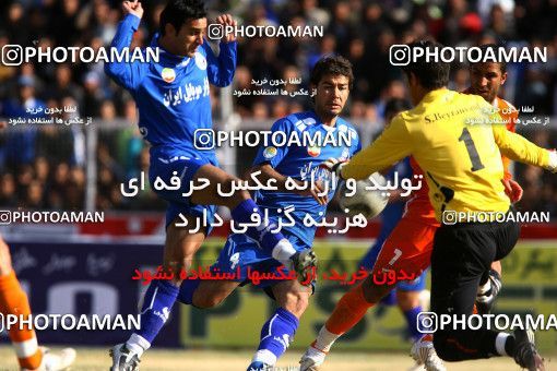 1317345, Shiraz, , لیگ برتر فوتبال ایران، Persian Gulf Cup، Week 22، Second Leg، Bargh Shiraz 1 v 4 Esteghlal on 2009/01/17 at Hafezieh Stadium