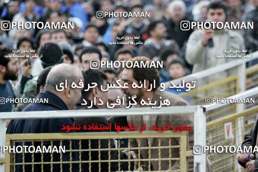 1318383, Tehran, Iran, لیگ برتر فوتبال ایران، Persian Gulf Cup، Week 23، Second Leg، Esteghlal 2 v 1 Saba Qom on 2009/01/23 at Azadi Stadium