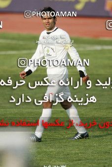1318566, Tehran, Iran, لیگ برتر فوتبال ایران، Persian Gulf Cup، Week 23، Second Leg، Esteghlal 2 v 1 Saba Qom on 2009/01/23 at Azadi Stadium